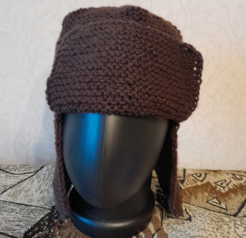 Шапка ушанка спицами